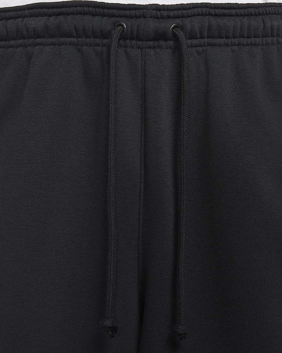 LeBron Standard Issue Men s Therma FIT Basketball Trousers